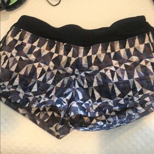Lululemon quilted pattern shorts